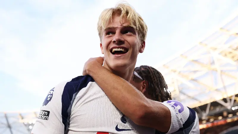 Triple injury boost for Spurs