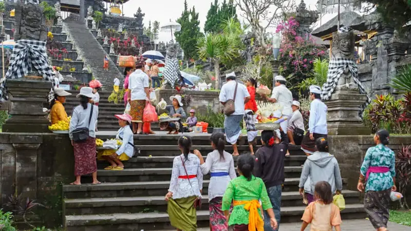 People in Besakih Temple