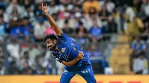 IPL 2026: MI coach Mahela Jayawardene backs Jasprit Bumrah amid wicketless run: ‘Once he starts…’