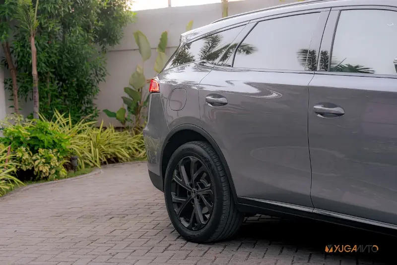 BYD Tang DM-i Review YugaAuto