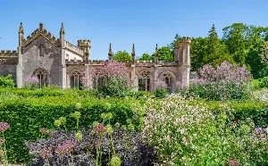 The most enchanting spring gardens in the UK