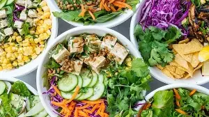 Fitness trainer reveals how she lost belly fat through consistency; shares a simple meal plan to help you stay fit