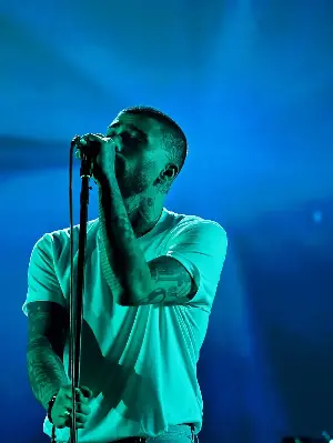 Zayn Malik ‘withdraws from scheduled appearance on The Tonight Show Starring Jimmy Fallon’ amid health fight