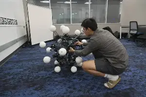 Introducing Argus, a robot with 20 legs and eyes built to move and see in any direction instantly