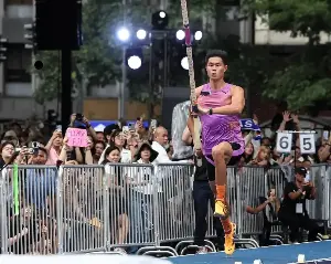 Obiena, 3 other Filipinos compete at World Athletics Indoor