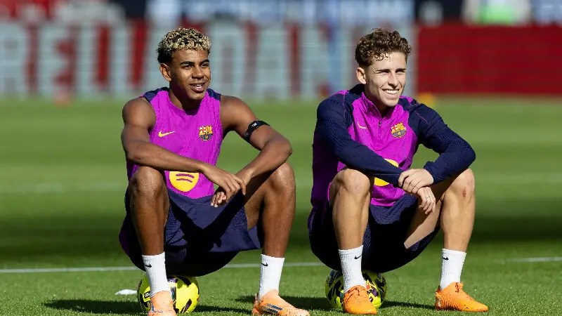 Doctors warn of months out as external specialist oversees care