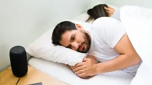 Can't sleep at 2am? Stanford's Andrew Huberman shares simple eye trick to shut your brain off and fall asleep fast
