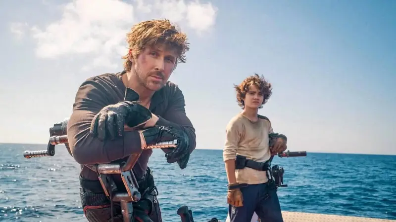 Ryan Gosling and Flynn Gray in Star Wars: Starfighter