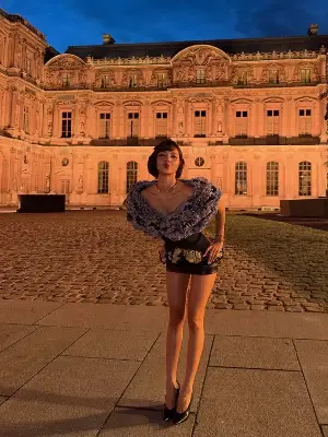 BLACKPINK’s Lisa Turns Louis Vuitton’s Boldest Look Into a Paris Fashion Week Moment
