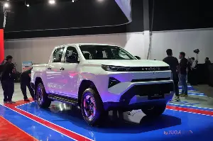 PIMS 2026: All-new Toyota Hilux BEV and ICE finally launched