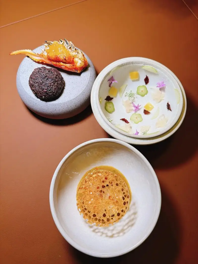 Citrus and Sour Fruits is served with grilled river prawn.