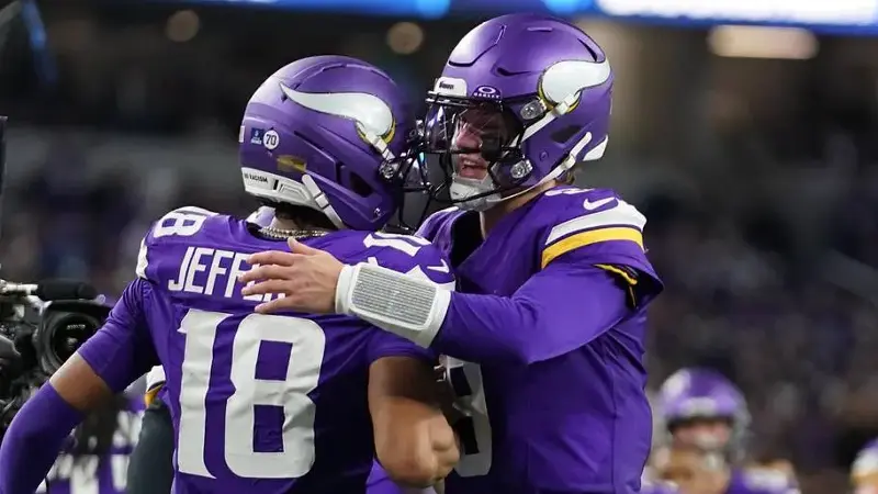 Justin Jefferson, J.J. McCarthy, Vikings