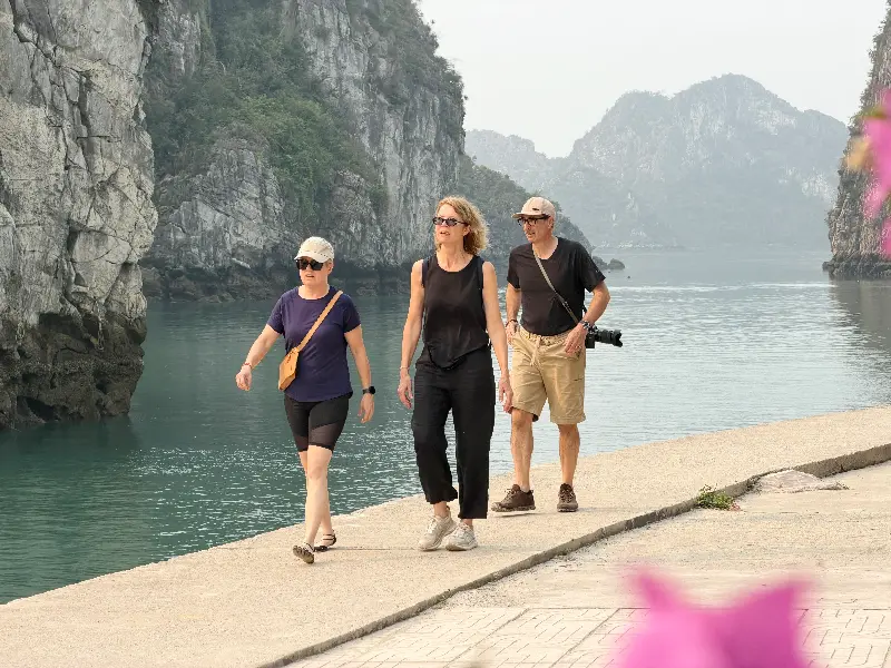 Khách quốc tế đổ về vịnh Hạ Long , vượt xa khách Việt năm 2026 - Ảnh 6.