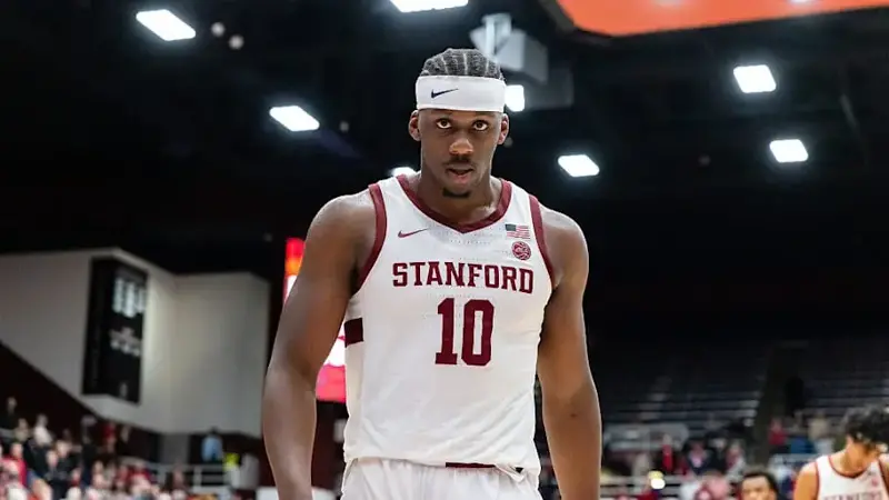 COLLEGE BASKETBALL: JAN 02 Louisville at Stanford