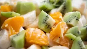 UK surgeon shares a fruit that improves gut health, stimulates healthy bowel movements and supports immunity