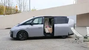 Li Auto MEGA Home officially revealed: Family electric MPV with 4 lidar sensors.