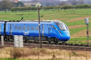 Lumo set to introduce affordable London to Glasgow service