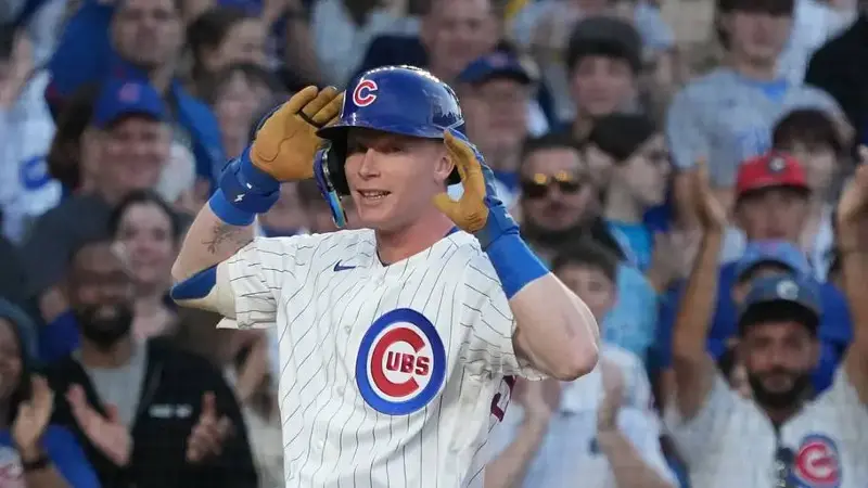 Chicago Cubs center fielder Pete Crow-Armstrong