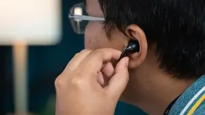 Wearing earphones for long hours? ENT doctor shares this one hack to reduce risks of hearing loss: ‘Follow 60/60 rule…’