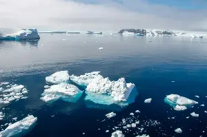 Antarctic ice cores suggest Earth is still being dusted by an ancient supernova, and the trail points to the cloud the solar system is moving through