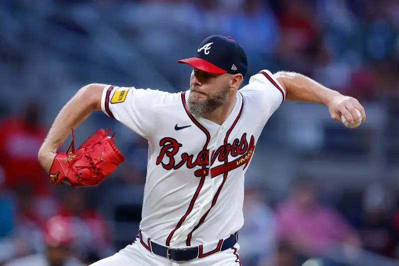 ATLANTA, GEORGIA - SEPTEMBER 23: Chris Sale #51 of the Atlanta Braves pitches during the first inning against the Cincinnati Reds at Truist Park on September 23, 2026 in Atlanta, Georgia. (Photo by Todd Kirkland/Getty Images)