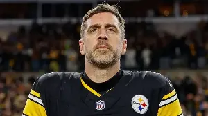 Aaron Rodgers' imminent retirement intensifies Steelers' backup QB battle