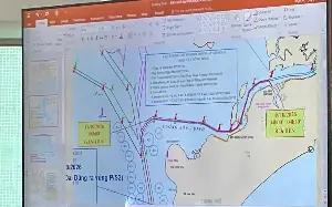 Approval of the plan to tow the pedestrian bridge across the Saigon River.