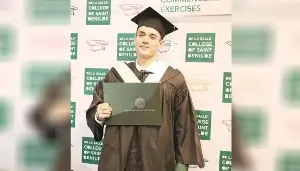 After 15 years, Xian Lim finally earns college degree
