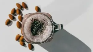 Florida gastroenterologist says add these 5 simple ingredients to your ‘fibre cocktail’ to reduce colon cancer risk