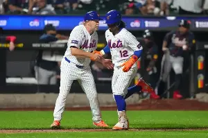 Lindor homers twice to lead Mets past Braves