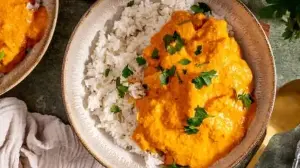 Creamy Plant-Based Butter Chicken Recipe With Tofu, Tomatoes, And Aromatic Spices For A Delicious Vegan Meal