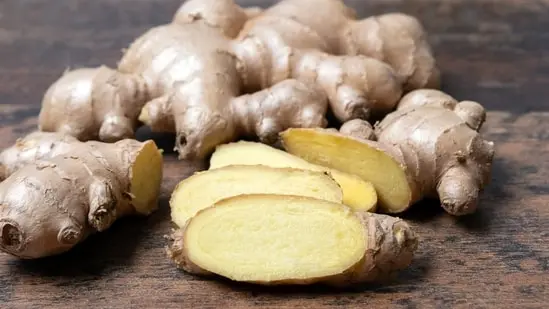 Ginger has high anti-inflammatory properties. Add this immunity-supporting food to your diet. 