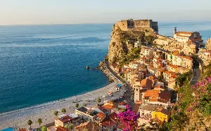 10 beautiful Italian beach towns tourists haven’t discovered yet