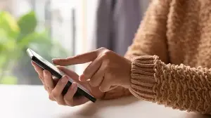Watching too many reels? Ophthalmologist warns how short-form videos can harm your eyes: ‘Causes dryness, irritation…’