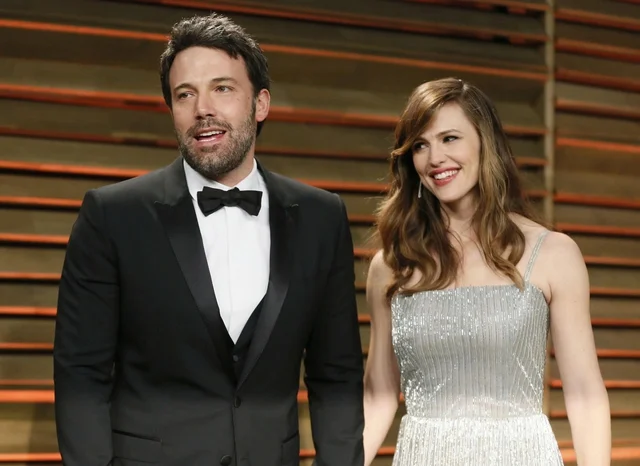 Ben Affleck invites his ex-wife Jennifer Garner to play his lover in his new film - Photo 2.