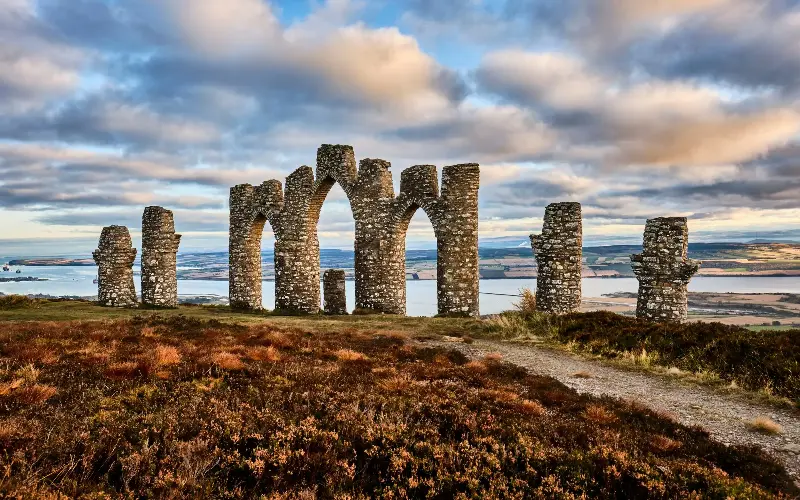 The Fyrish Monument, inspired by the Gate of Negapatam in India - lucentius/iStockphoto