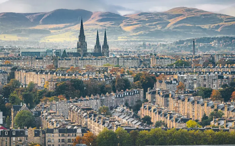 Finishing off in Edinburgh wraps up the eastern highland tour nicely - Posnov/Moment RF