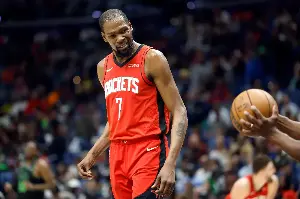 Kevin Durant Cosigns Paige Bueckers Using His ‘Too Small’ Taunt vs. Fever
