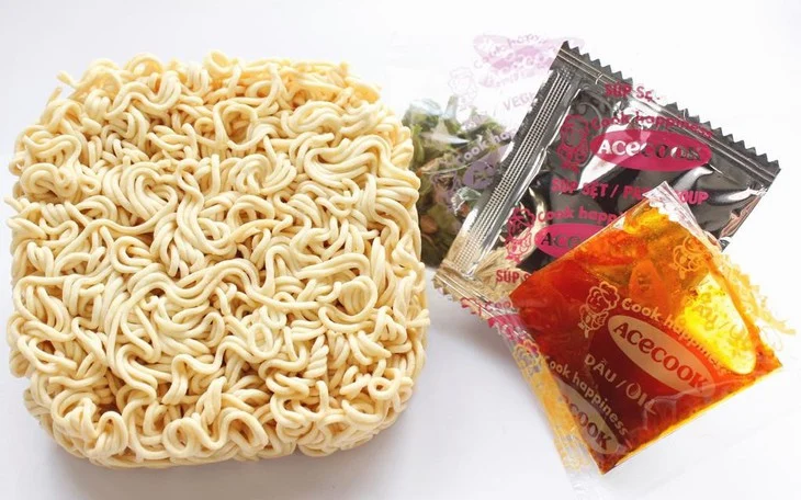 Unraveling the secrets inside instant noodle seasoning packets - Image 1.