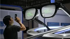 Is the tour guide profession threatened by this type of device?