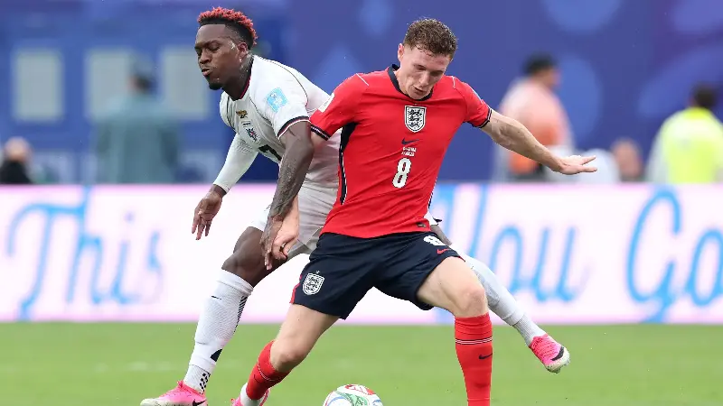 Divided opinions on midfield anchor