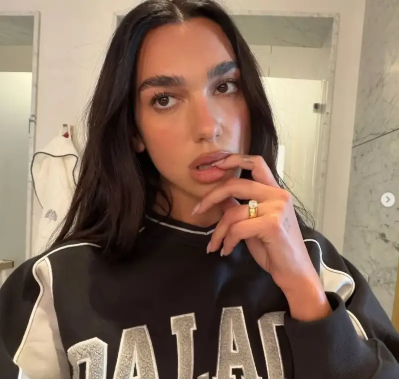 引用：デュア・リパのInstagramアカウント