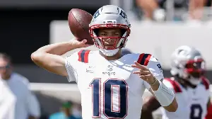 Patriots' Drake Maye clowned for egregious turnover vs Jaguars