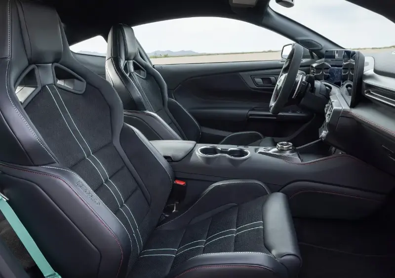 Ford Mustang Dark Horse SC Track Package