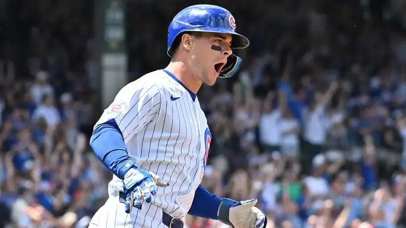 Chicago Cubs right fielder Matt Shaw