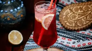 Reinvent Rooh Afza, Experiment With Refreshing Summer Drinks