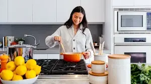 Can cooking a meal from scratch reduce your risk of dementia? Doctor explains how this ‘brain workout’ helps