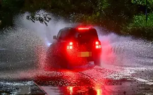 Storm Austen leaves thousands without power