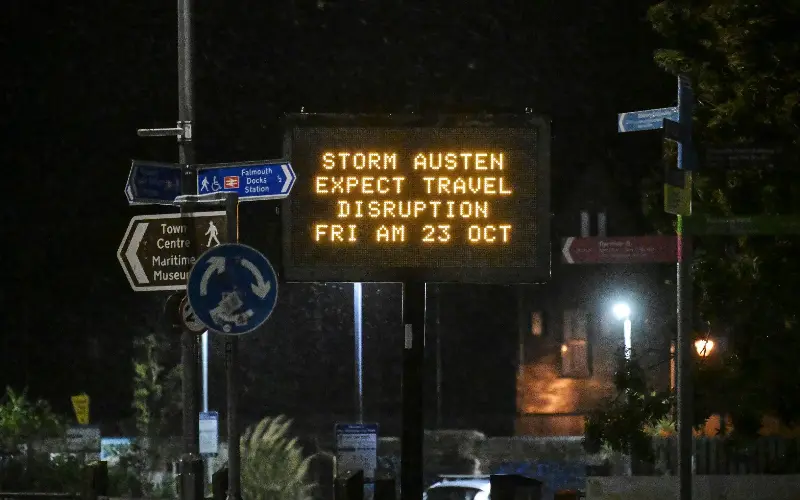 The Met Office warned that Storm Austen would bring problems on the roads and public transport - Getty Images/Hugh R Hastings