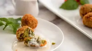 8 Continental Snacks You Can Easily Make At Home